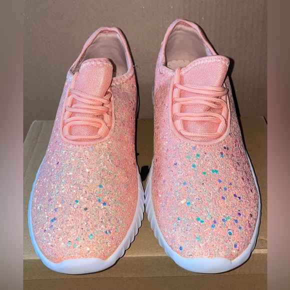 Forever Link Shoes - Forever Brand Glittery Peachy-Pale Skin Tone Sneakers Womens 8 NIB Dusty Rose